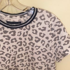 Abercrombie & Fitch print tee, never worn